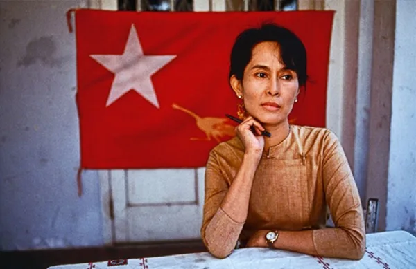 AUNG SAN SUU KYI, - THE BURMESE DISSIDENT,MYANMAR'S PRO  DEMOCRACY LEADER AND NOBEL PEACE PRICE PRIZE WINNER.SHE WAS DETAINED BY BURMA'S MILITARY AUTHORITIES AND 21 YEARS UNDER HOUSE ARREST.