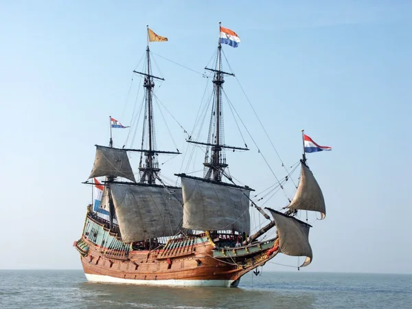 DUTCH IMPERIALISM IN INDONESIA (1610-1948) 350 YEARS ,LIFE UNDER THE DUTCH WAS HARSH IN MANY CASES.