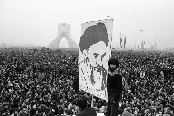 THE 1979'S  IRAN REVOLUTION,IT'S CAUSES WHY THE LAST SHAH OF IRAN MOHAMMAD REZA PAHLAVI WAS OVERTHROWN.THE RELIGIOUS LEADER AYATOLLAH KHOMEINI RETURN TO IRAN AFTER 14 YEARS IN EXILE. IN 1980 SHAH IRAN PAHLAVI DIES IN EGYPTIAN EXILE,HE WAS 60 YEARS OLD.